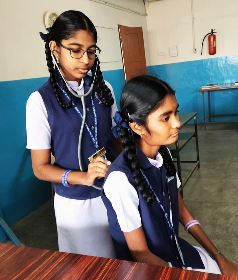 Students learning health checkup