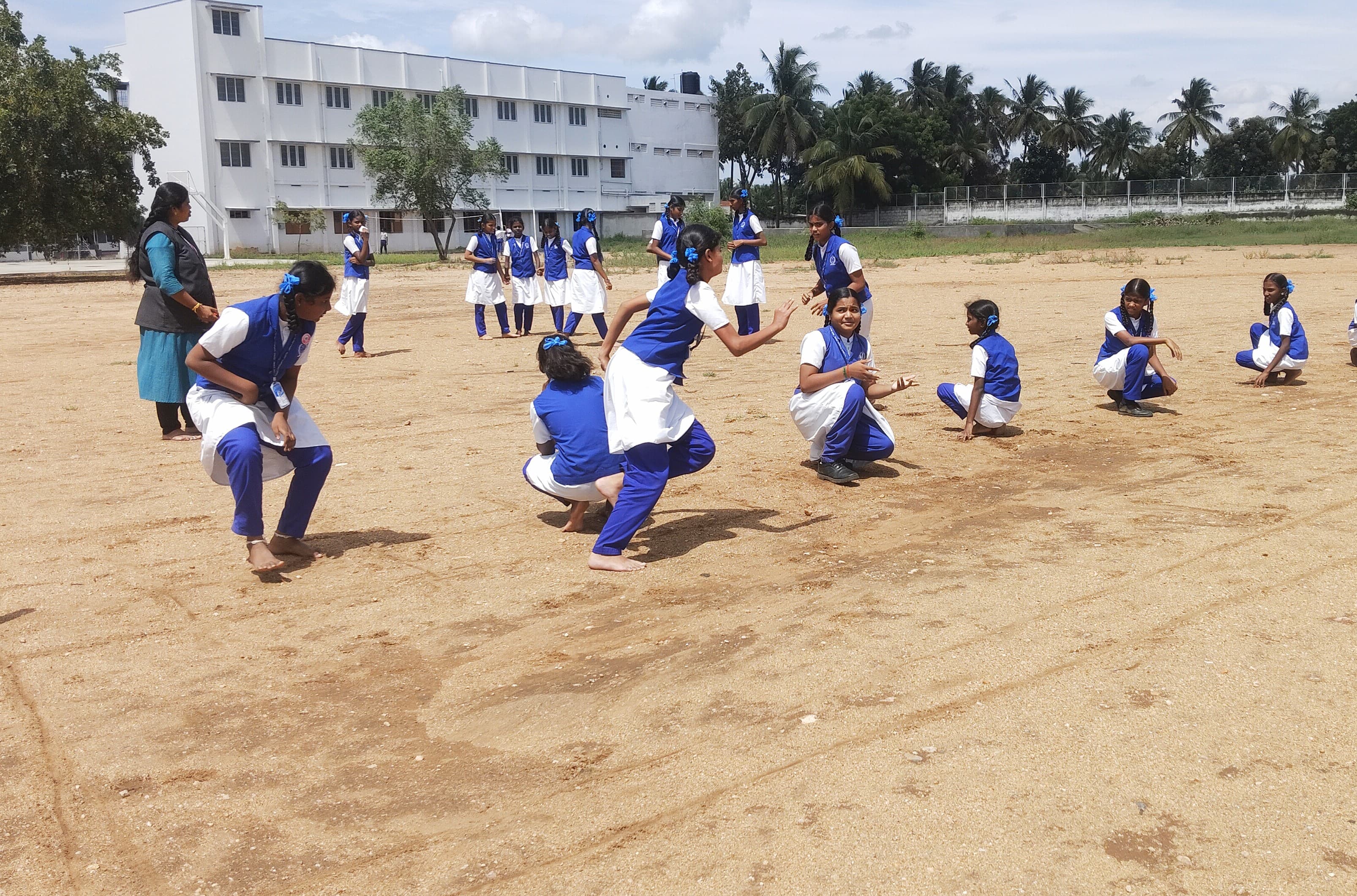 School Kho-kho team in action